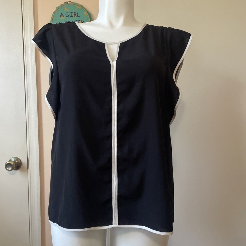 Tommy Hilfiger Flutter Sleeveless Black White Blouse XL Keyhole